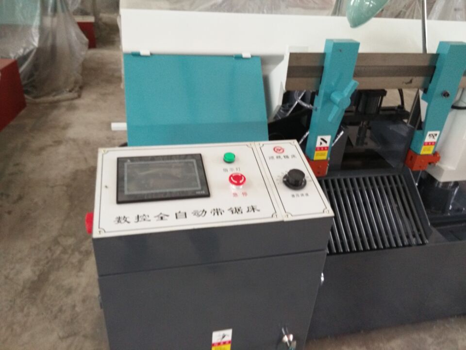 石油套管數(shù)控鋸床